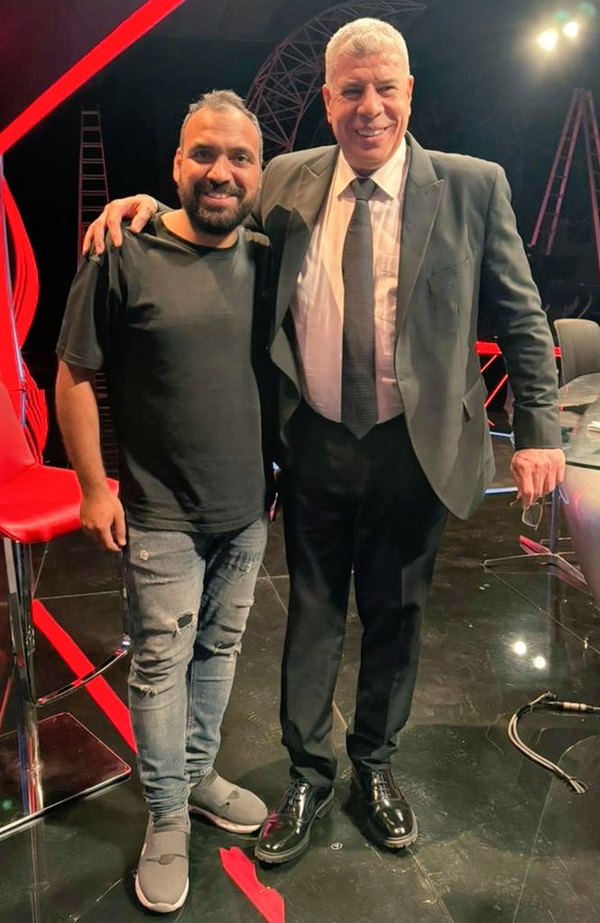 mm1625698's tweet image. الحمدلله من اليوم الأول
تعبنا واجتهدنا وربنا وفقنا في ضربة البداية بشكر كل فريق العمل اللي تعب علشان اليوم الجميل يطلع بالشكل الحلووووو اوووي دة ♥️ 🦅
@ShobierOfficial
@AlAhlyTV
#حارس_الاهلي