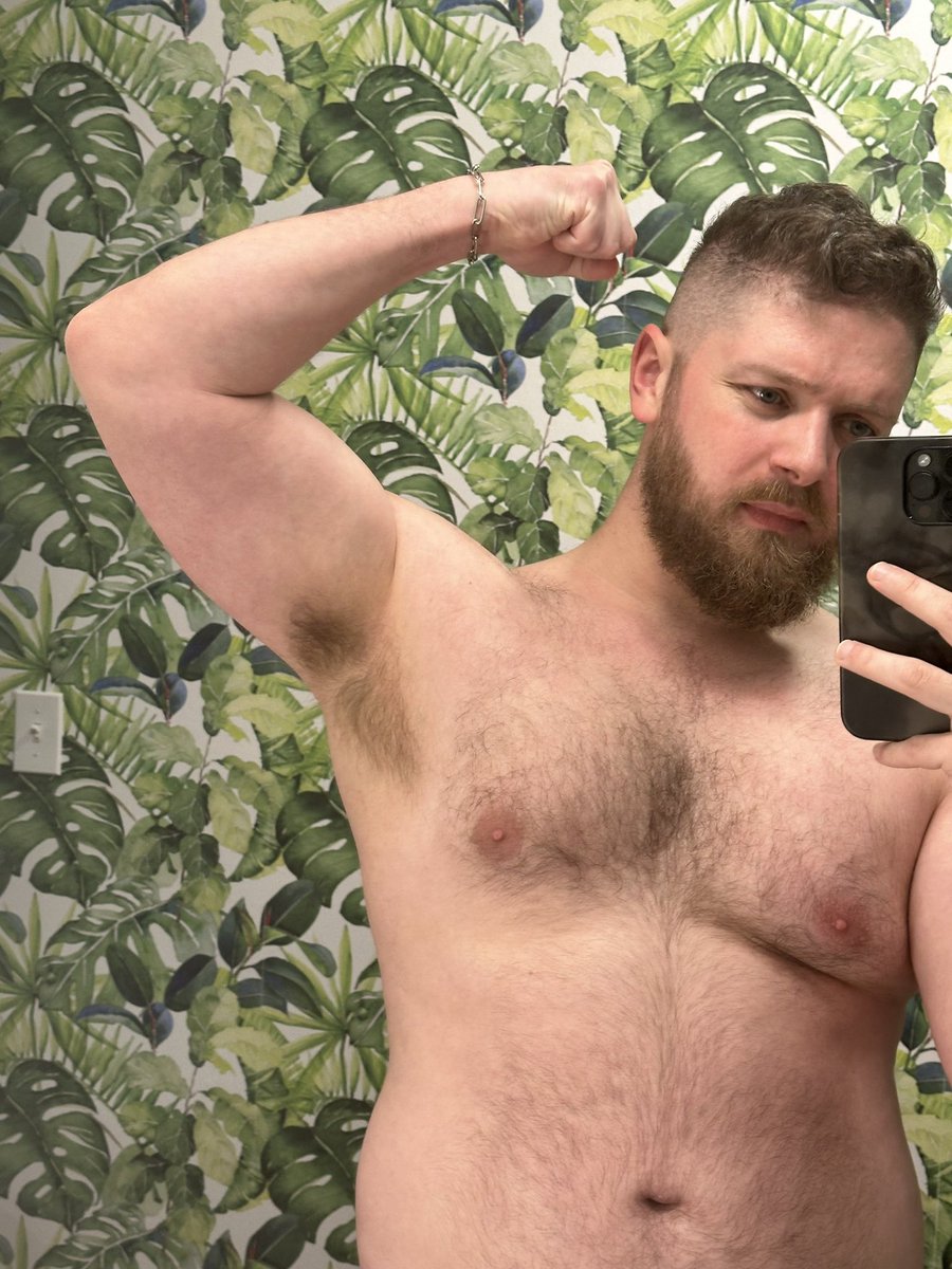 The Worlds Foremost Himbologist (@himbochronicles) on Twitter photo 