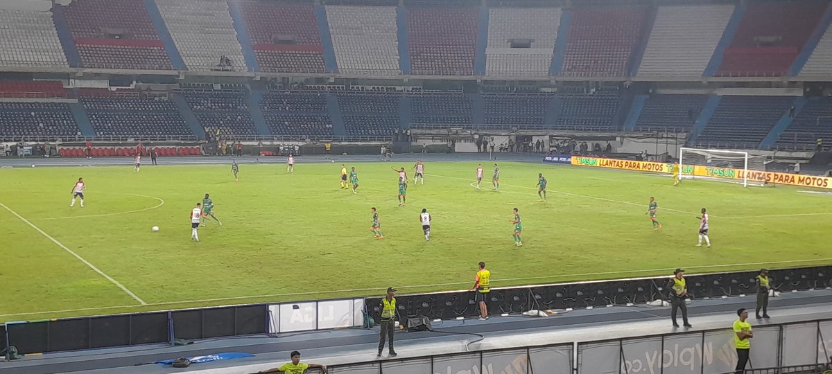 ⬆️ Ingresaron Jhon Veléz y Bryan Castrillón