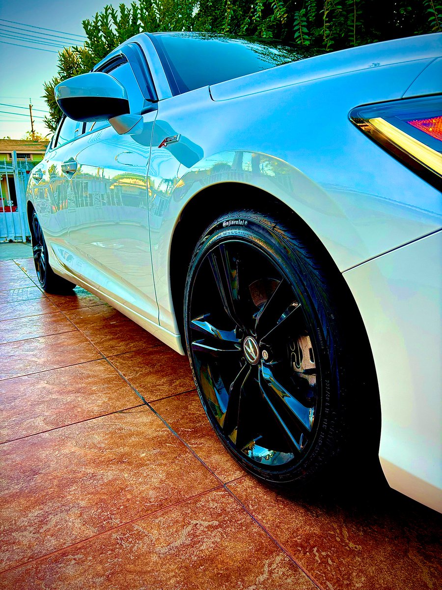 RealFreshLive's tweet image. Not COD related, but just wanted to share my baby,  got some new wheels, lookin Fresh! Hard work pays off 

Acura Integra ASPEC 2024 #Acura #Aspec #Integra #Fresh