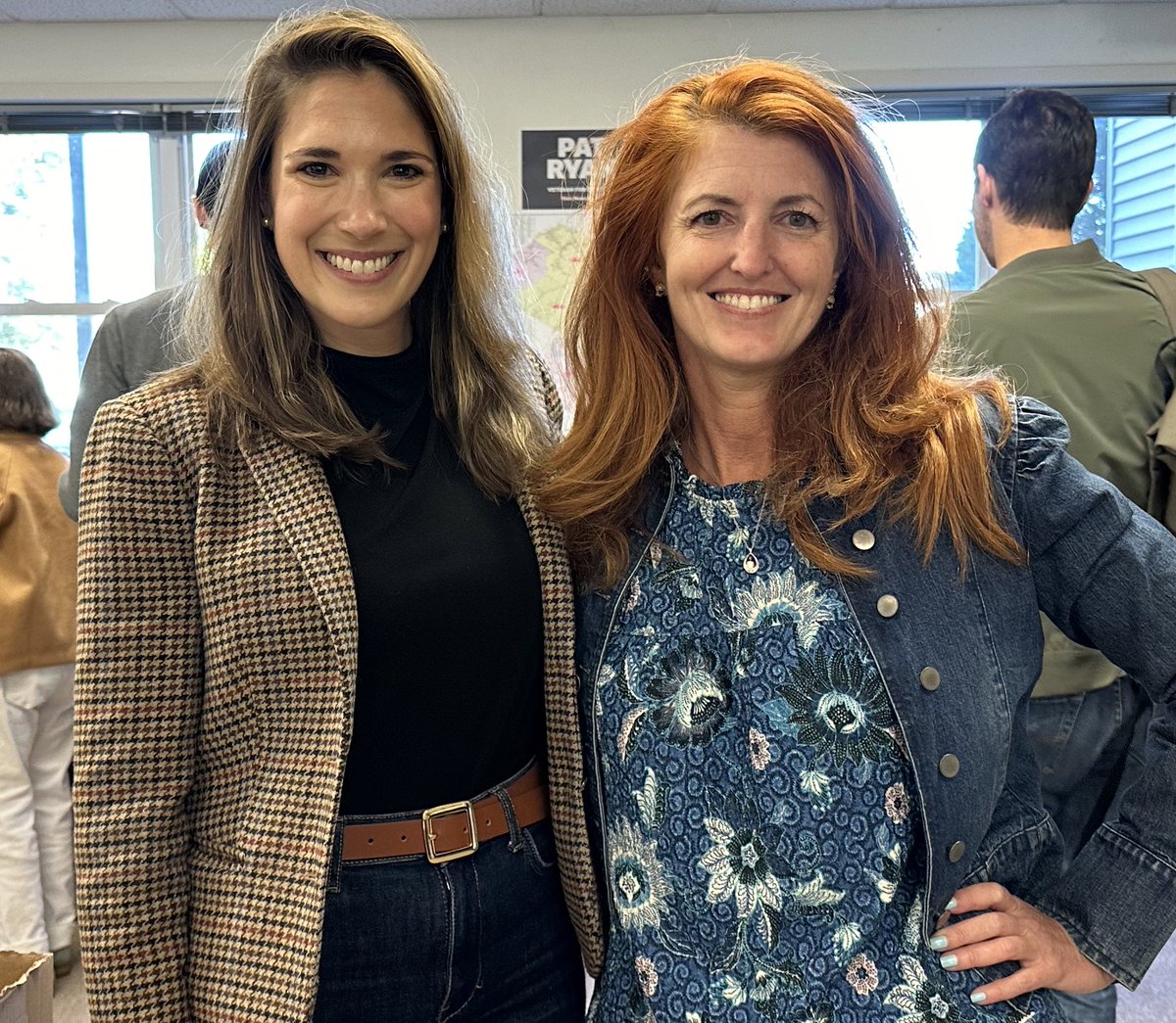 DanielleBrecker's tweet photo. I had an amazing time today co-captaining the @votebluenyc bus filled with committed💙volunteers! Field office team was super enthusiastic + organized and @MichelleHinchey gave us added motivation! Today reminds me that talking with each other is how we win and how we progress. https://t.co/a8CtcwVCfi