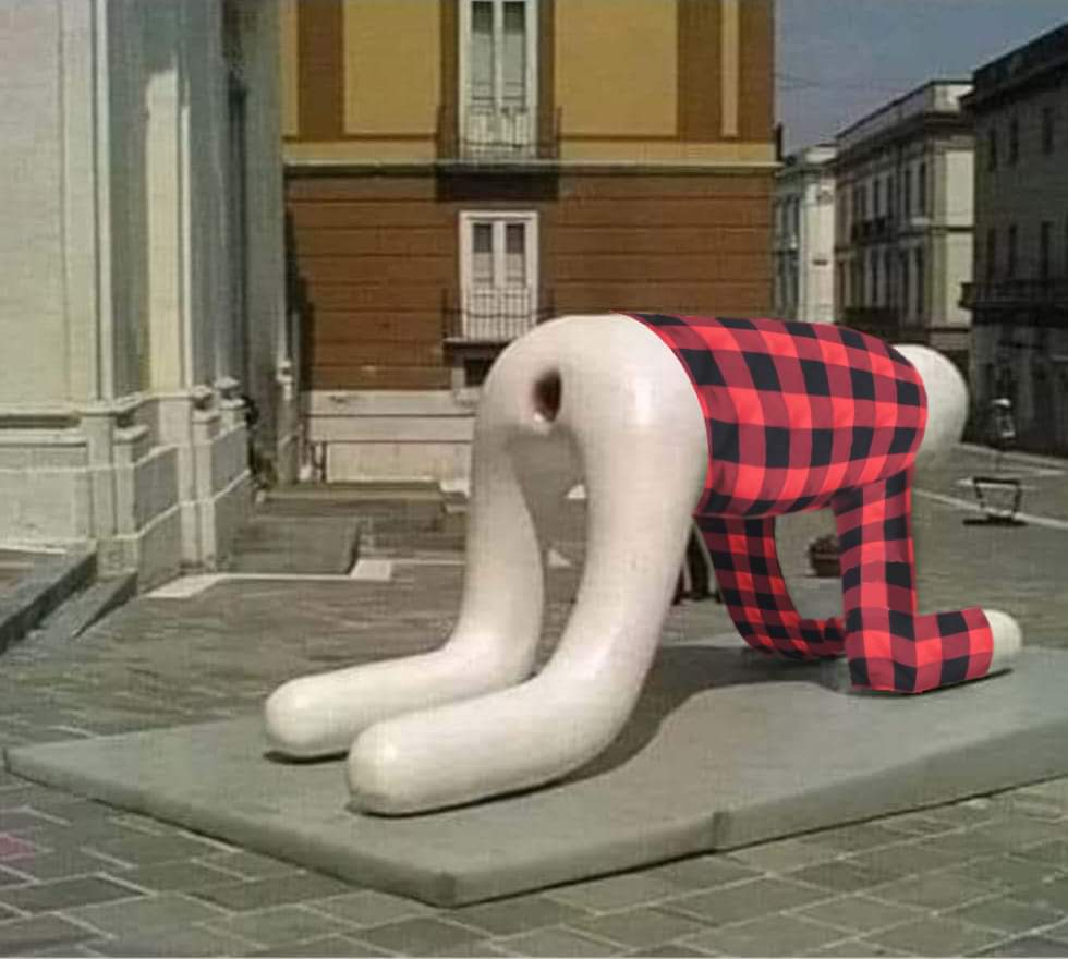 persparka's tweet photo. @MatiasTurkkila @MikaelJungner Jatkakaa te Tamacotsin paineluanne mutta muistakaa olla helliä.. https://t.co/sLzQ4JEPBl