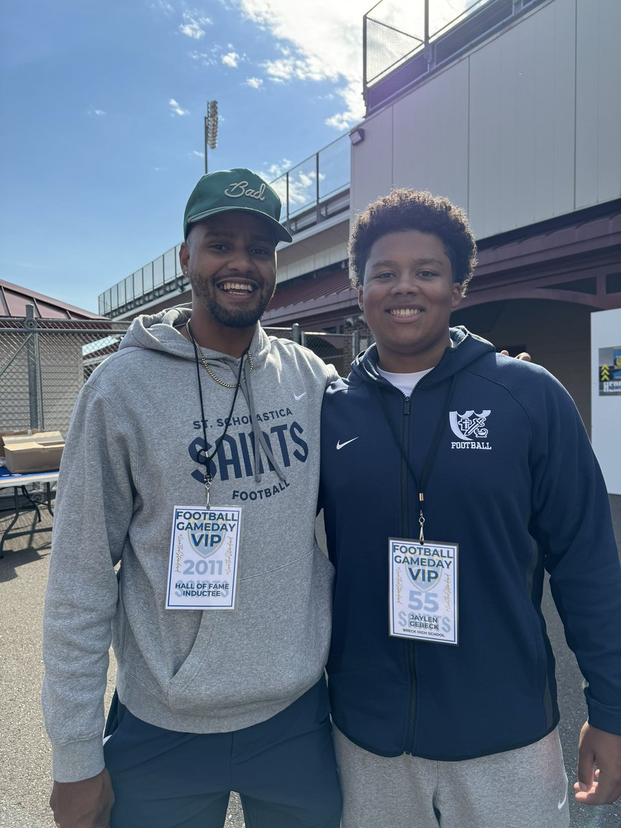 Thank You <a href="/Coach_Heffernan/">Mike Heffernan</a>  and <a href="/CoachBremer/">Matt Bremer</a> for having me up in Duluth on Saturday to watch <a href="/CSSSaintsFB/">Saints Football</a> on their Homecoming!! 
<a href="/PrepRedzoneMN/">Prep Redzone Minnesota</a> <a href="/OJW_Scouting/">PrepRedzone Oliver</a> <a href="/MNFBSpotlight/">MNFootballSpotlight</a>