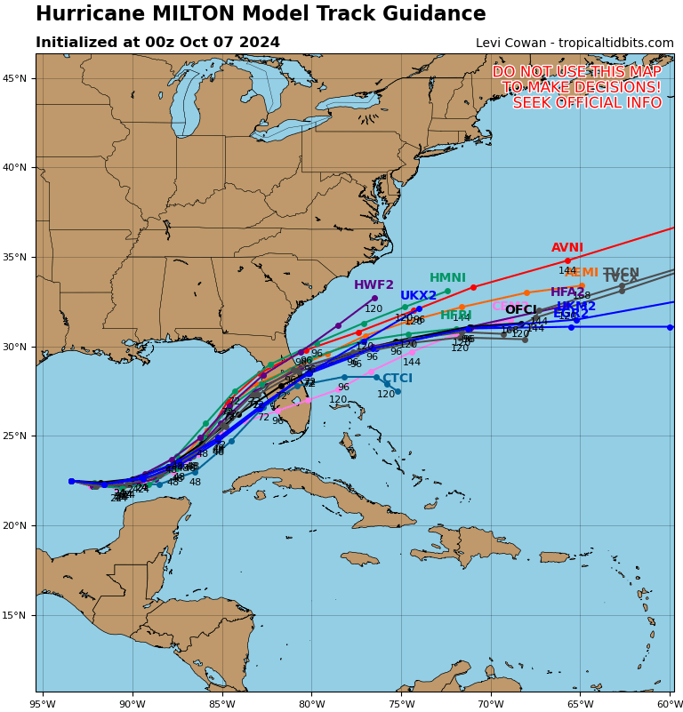 WeatherProf's tweet photo. Evening models are out (00Z) and there's little change. Consensus models are right thru Tampa Bay. 1/2 south of Tampa Bay, Half north of Tampa Bay. Sheds no new light on a trend. 
It's going to be a nail-biter perhaps even hours before the landfall. Stay tuned for changes @WFLA https://t.co/zA2M0gQQAb