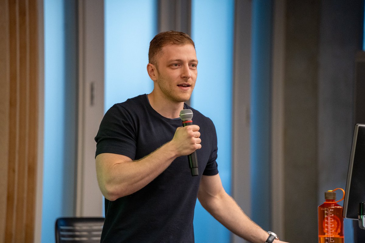 Northwestern Esports (@nuesports) on Twitter photo We had the great pleasure of welcoming club alumnus <a href="/Underhanded_/">Malek Samman</a> ('17) back to Northwestern to give over 75 students the chance to discuss internships, setting long-term goals, and learn about the company culture at Riot Games. Thank you to Malek for your valuable insight! We had the great pleasure of welcoming club alumnus <a href="/Underhanded_/">Malek Samman</a> ('17) back to Northwestern to give over 75 students the chance to discuss internships, setting long-term goals, and learn about the company culture at Riot Games. Thank you to Malek for your valuable insight!