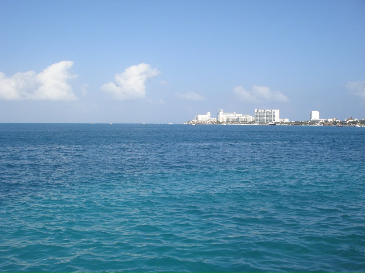 murielpicazz's tweet photo. vivo para tomarle fotos al mar https://t.co/R2c4W9eEkJ
