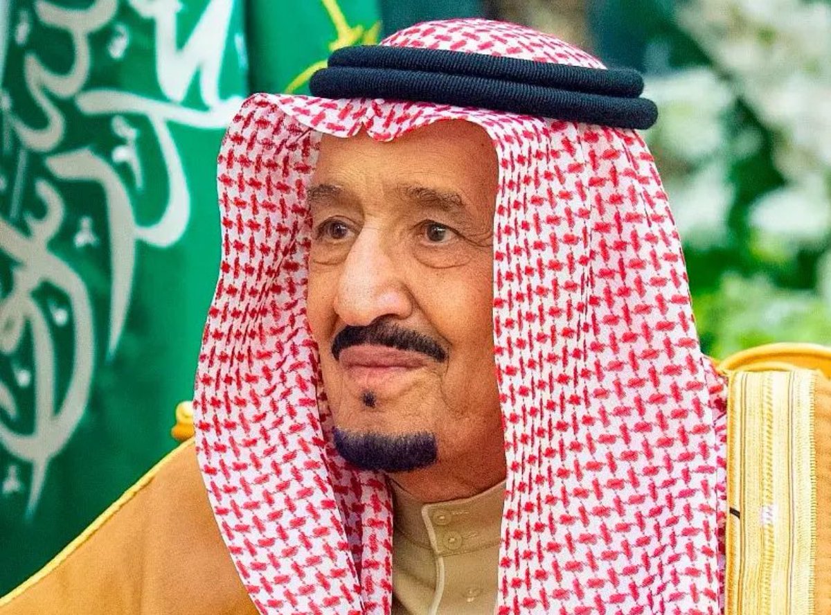 ii_fc9's tweet photo. نسأل الله أن يحفظه ويمتعه بالصحه والعافية 
وأن يديم على بلادنا الأمن والأمان ،اللهم اطل في عمره والبسه ثوب الصحه والعافيه 🇸🇦
#الملك_سلمان_بن_عبدالعزيز 
 #الديوان_الملكي https://t.co/uctMYuS2jI