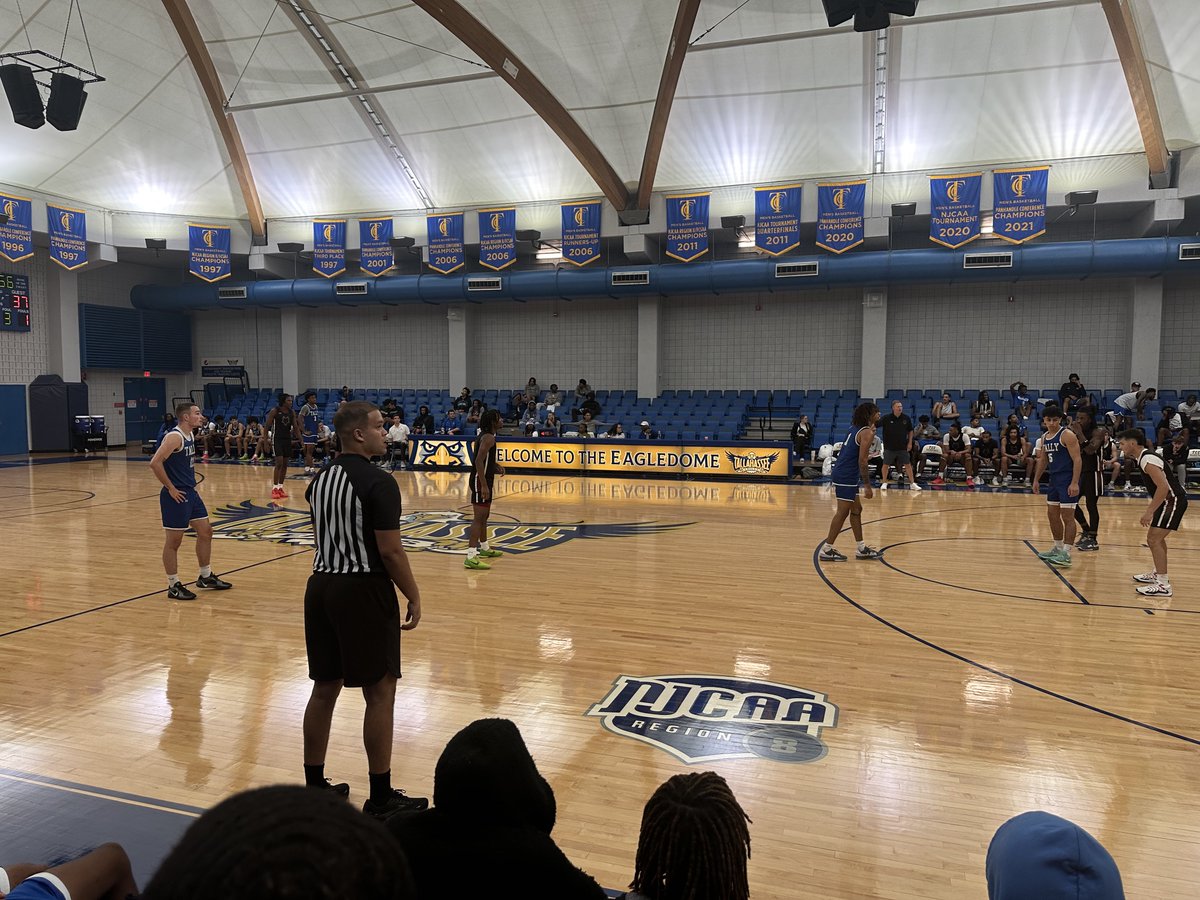 Coach_Tribbey's tweet photo. What a great way to finish the weekend off for our program. Guys definitely got better over the course of the last 48 hrs. Thank you @TCCeaglesMBB for having us. As always the building was packed full of talent and coaches! 

#MGP
#TheⓂ️ https://t.co/h6VwMuLQVy