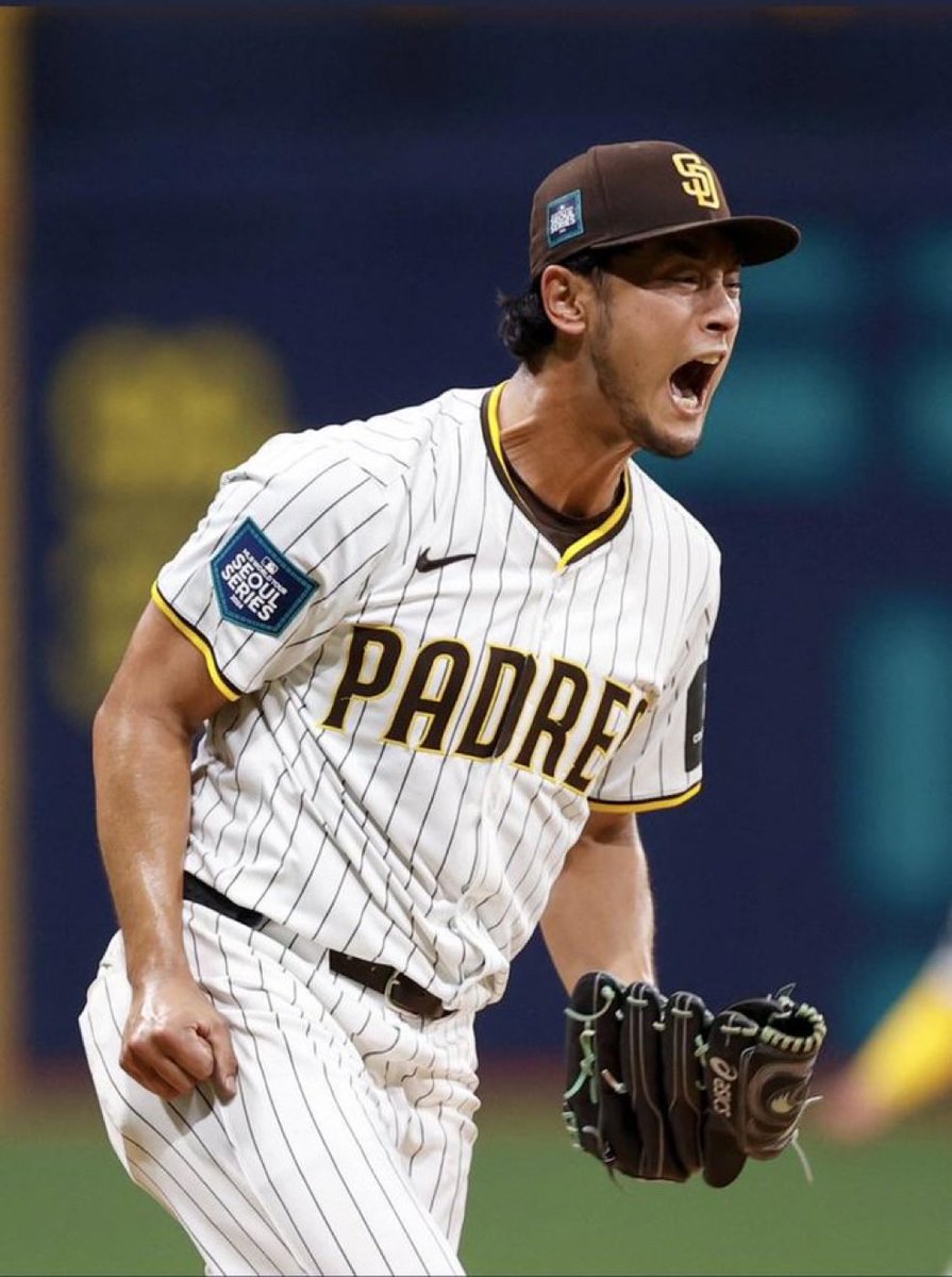 teemcee's tweet photo. What a game by Yu Darvish!! #ForTheFaithful #FightForTheFaithful #LetsGoPadres #WinForPeter #CompeteForPete #WinForTony #Padres #PadresTwitter #LFGSD #Postseason https://t.co/slBb54UDz7