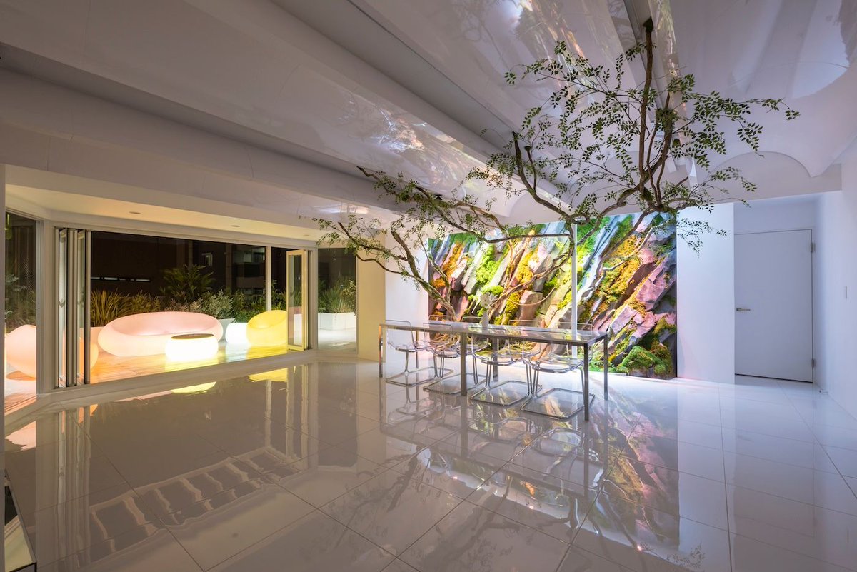 FukuokaNow's tweet image. Stay at AMP FLAT daimyo Terrace, a luxury penthouse, and explore Daimyo’s charming streets. Experience the best of modern urban living in a spacious, luxurious setting for up to 8 guests.

Read more: fukuoka-now.com/en/amp-flat-da… 

#Fukuoka 
#Travel
#Daimyo
#LuxuryStay
#FukuokaTrip