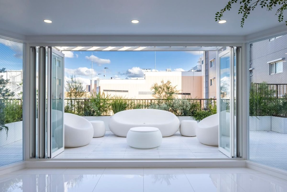 FukuokaNow's tweet image. Stay at AMP FLAT daimyo Terrace, a luxury penthouse, and explore Daimyo’s charming streets. Experience the best of modern urban living in a spacious, luxurious setting for up to 8 guests.

Read more: fukuoka-now.com/en/amp-flat-da… 

#Fukuoka 
#Travel
#Daimyo
#LuxuryStay
#FukuokaTrip