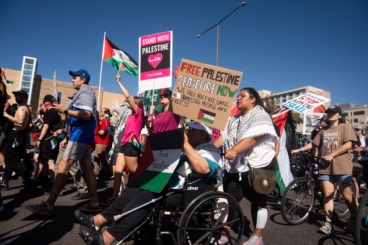 HumanizingStory's tweet image. October 5th was a international Day of action for palestine. In #Denver hundreds gathered and took to the streets to protest against the ongoing genocide in #Gaza and other parts of #Palestine

@Denver_PSL