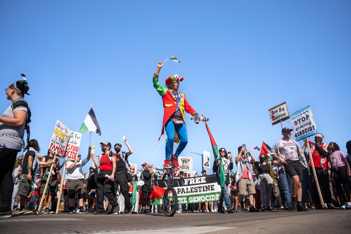 HumanizingStory's tweet image. October 5th was a international Day of action for palestine. In #Denver hundreds gathered and took to the streets to protest against the ongoing genocide in #Gaza and other parts of #Palestine

@Denver_PSL