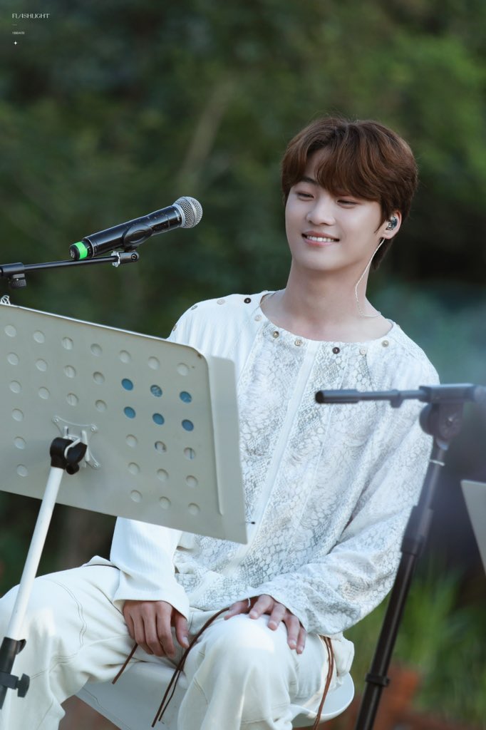 _Flashlight___'s tweet image. #YuGengyin #俞更寅 

2024/10/6

HD 4P
 
@yugengyin_0428