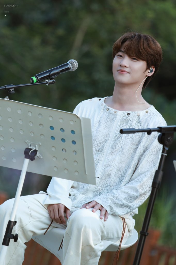 _Flashlight___'s tweet image. #YuGengyin #俞更寅 

2024/10/6

HD 4P
 
@yugengyin_0428