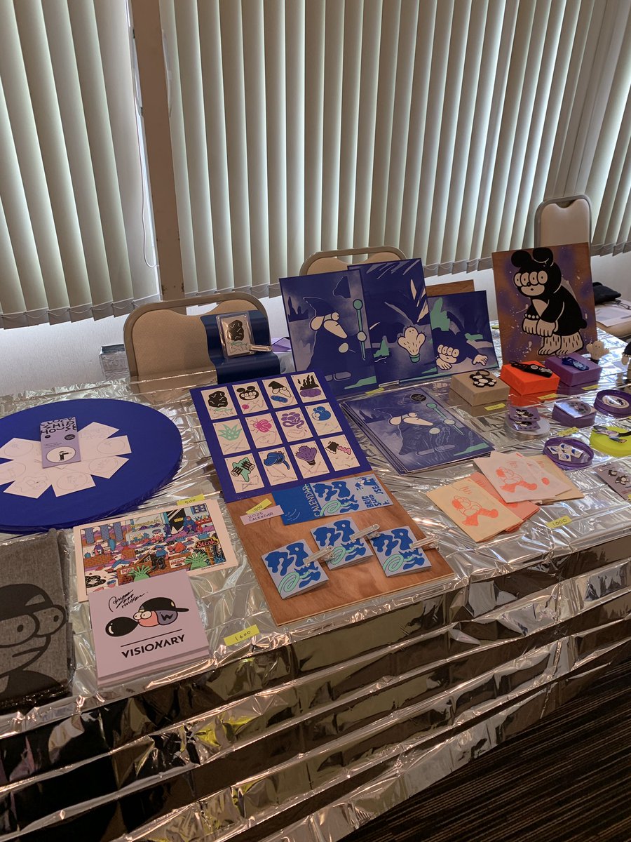 bakumae's tweet photo. #nmtb24 
同業の方々のアイテムや売り方、見せ方、サービス、設営など、ほんと勉強になることが沢山。　さて、数年かけて団扇さばかな。

(去年は会場が暑くて、絶対売れると思ったら、今年は涼しかった。) https://t.co/0AVBTxjf0u