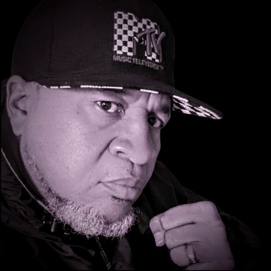 Parry_P's tweet photo. #NewProfilePic https://t.co/4zpOYXwT0s
