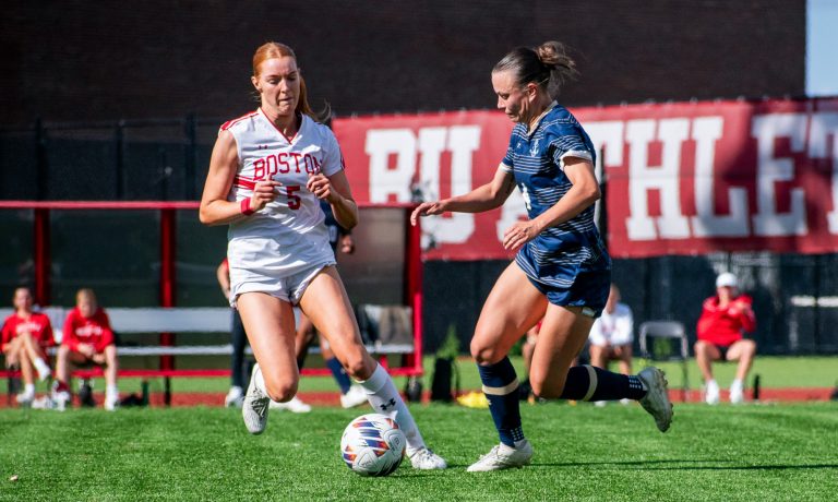 Women’s soccer ties Navy 1-1 in Patriot League matchup –– they have yet to fall during conference play.

<a href="/Laylapennn/">Layla</a>

dailyfreepress.com/2024/10/06/wom…