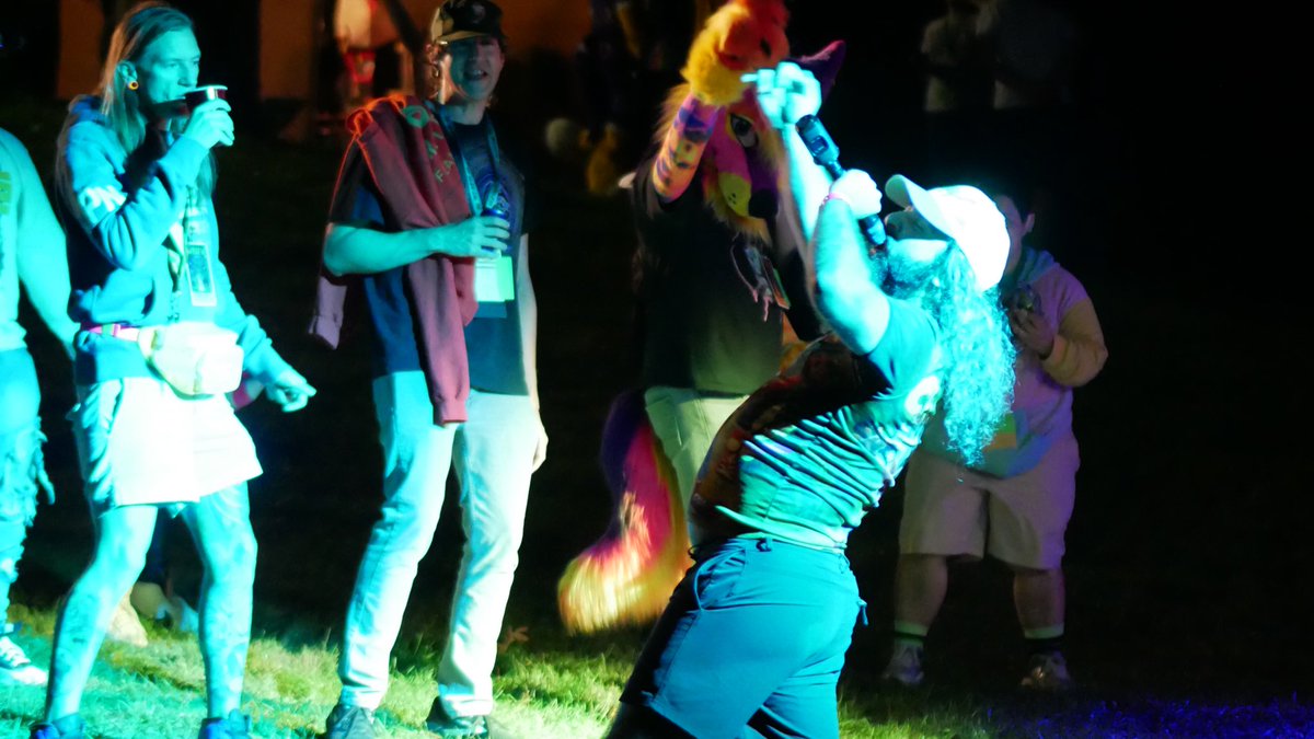 wpafw's tweet image. Thanks for joining us at #WPAFW and donating to our charity partner Animal Advocates. As of right now you’ve all helped raise over $20,500, bringing us to $128,000 raised since we started the charity auction in 2005!

And if you didn’t join us— we hope to see you next year. 🍂