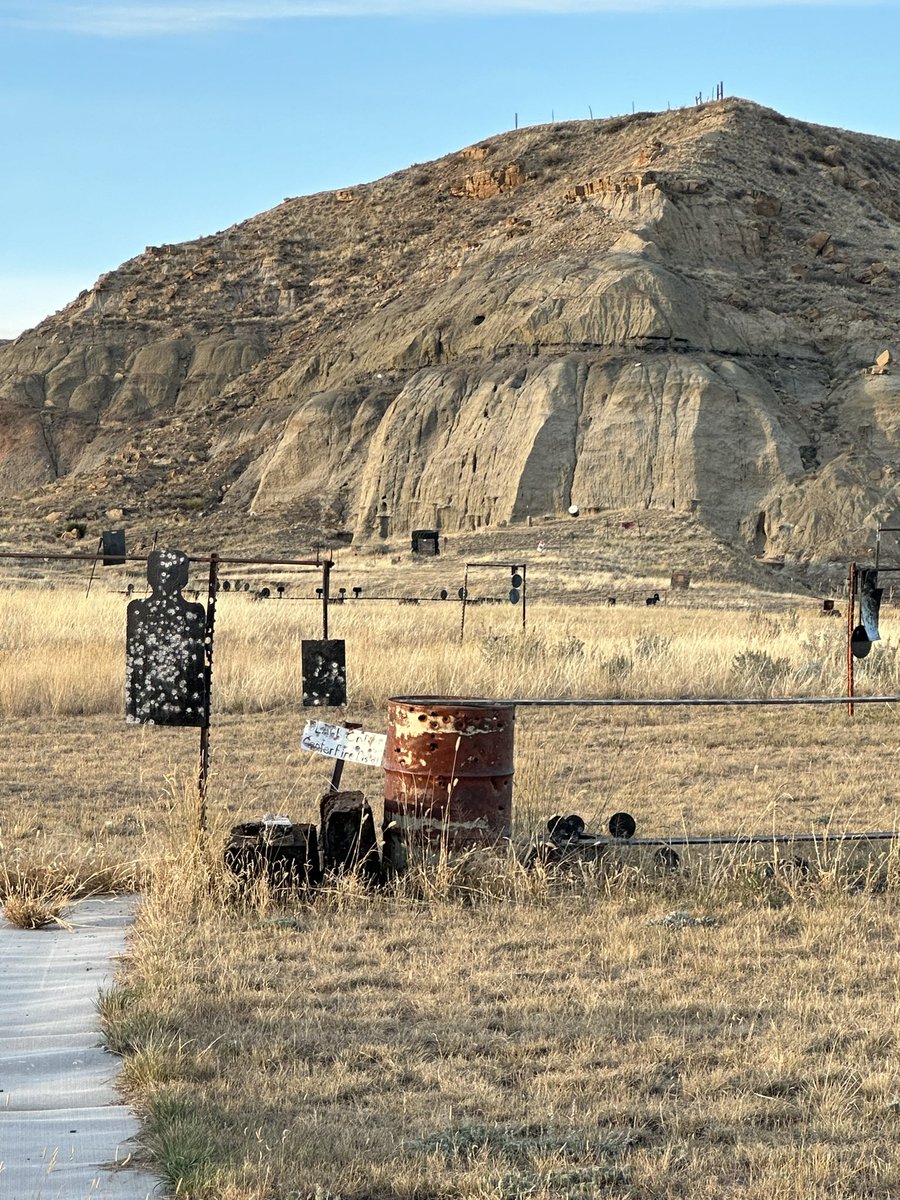 KathyHoilandMT's tweet image. I ended the day playing with some pews pews with a friend. The weather was perfect and the Badlands never disappoint.

#freedomnotthecaucus #dontboxmein #justlikemurkowski #writeinrevolution