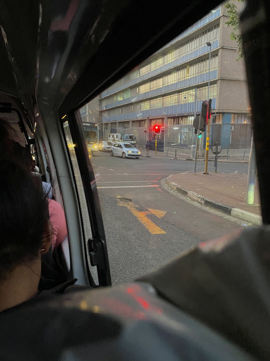 collinstimbela_'s tweet photo. Lets go get this bread