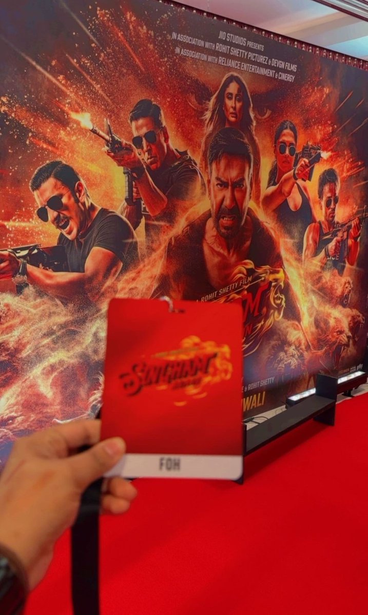 Massss Poster bc 😱😱
Shetty saab 🫡
Box office mayhem this diwali 🪔💥🔥💥🔥
#SinghamAgainTrailer #Sooryavanshi