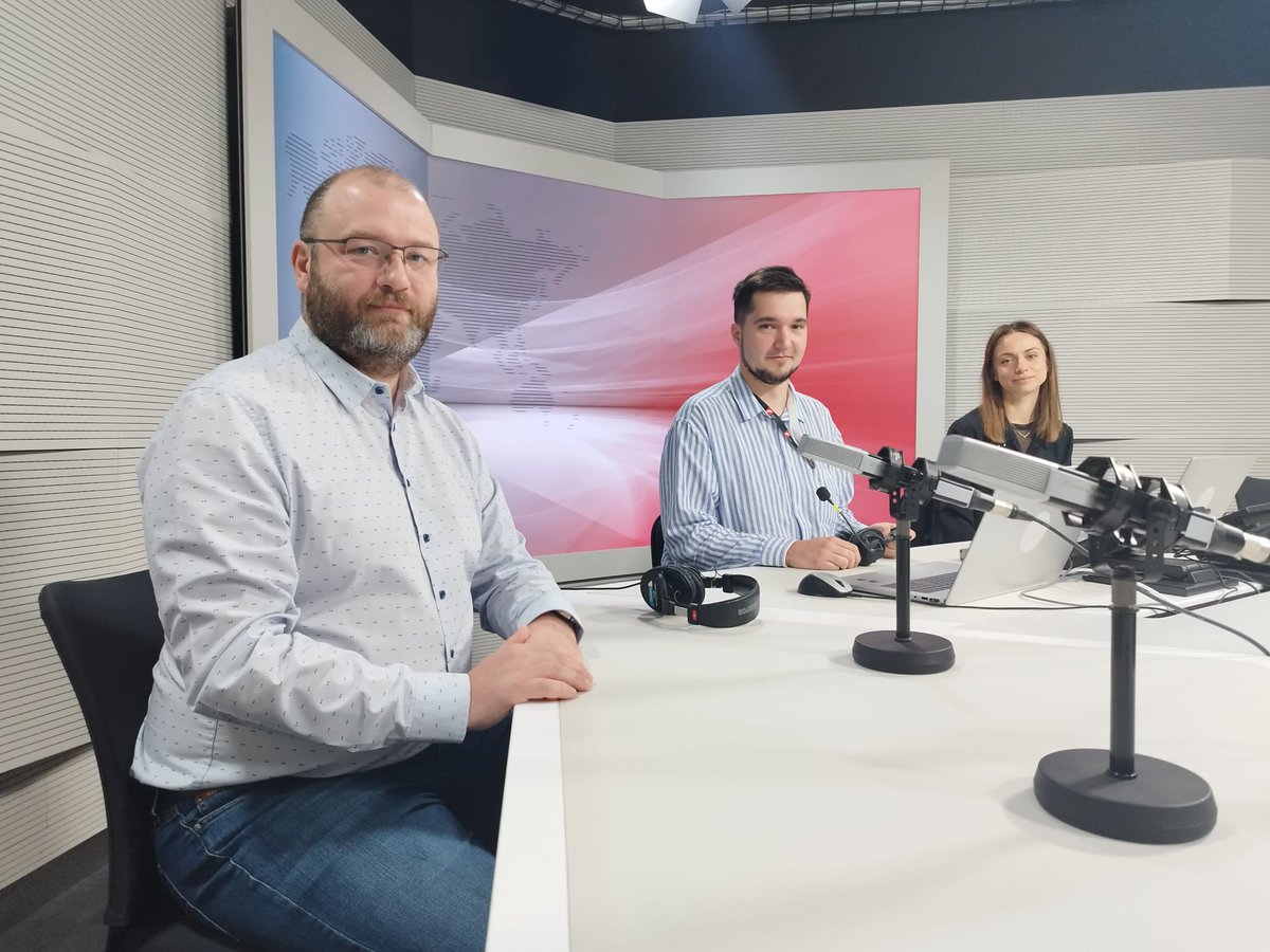 Obligātā ārstniecība bērniem ar atkarību nestrādā, tās praktiski nav. Bērniem nav pieejama veselības aprūpe šajā jomā, Latvijas Radio raidījumā #Labrīt sacīja Rīgas valstspilsētas pašvaldības bāriņtiesas priekšsēdētājs Aivars Krasnogolovs.

Foto: Andra Briekmane/Latvijas Radio