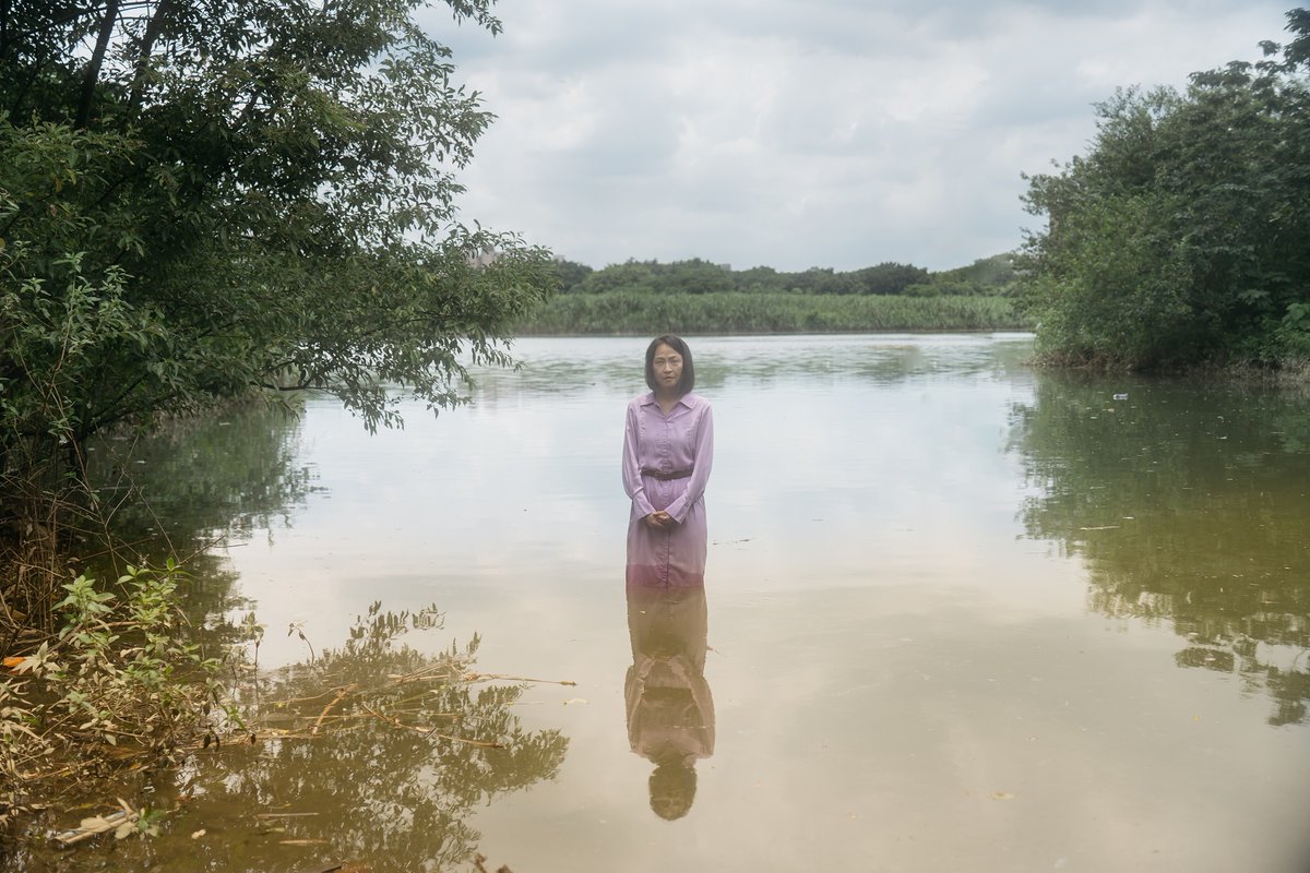 NTT_Taichung's tweet photo. #FallForGreatSouls
Trapped inside by a typhoon, 3 women—a mother, a daughter, &amp; the daughter of a foreign caregiver—found solace in each other’s company. 'The Moment' offers female perspectives of a heartfelt story about kinship and life🚪https://t.co/c9O6nAvrOw
#2024NTT遇見巨人 https://t.co/spM0M9f3qF