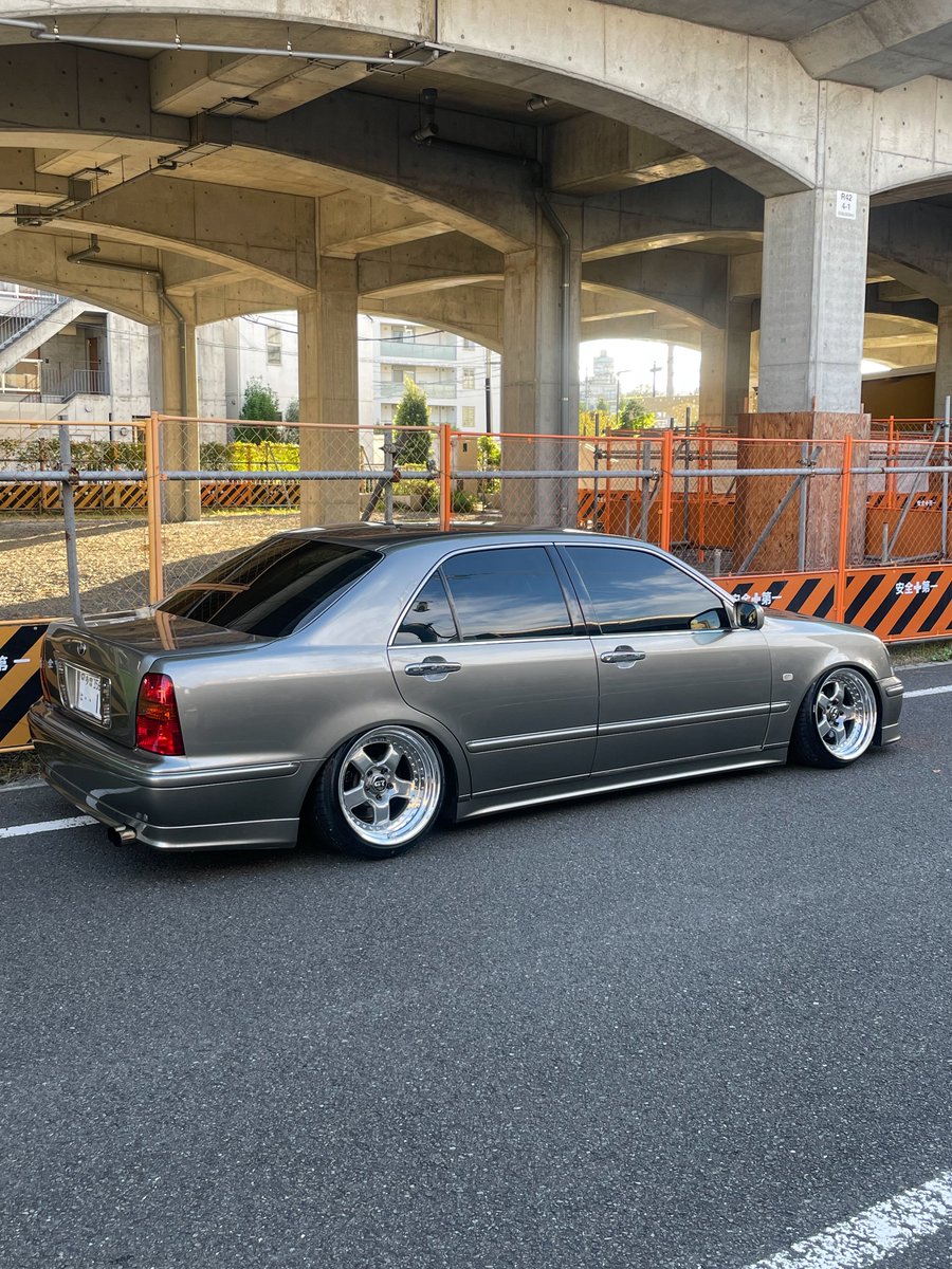 プチイメチェン！
パナスポーツG7 C5C2履いてみました🙋‍♂️
高級スポーティーになった気がします✌️
ディスクからリバレルまで協力して頂いた
やまけんさんありがとうございます🙇
今週末のスタネはこれで行きます！