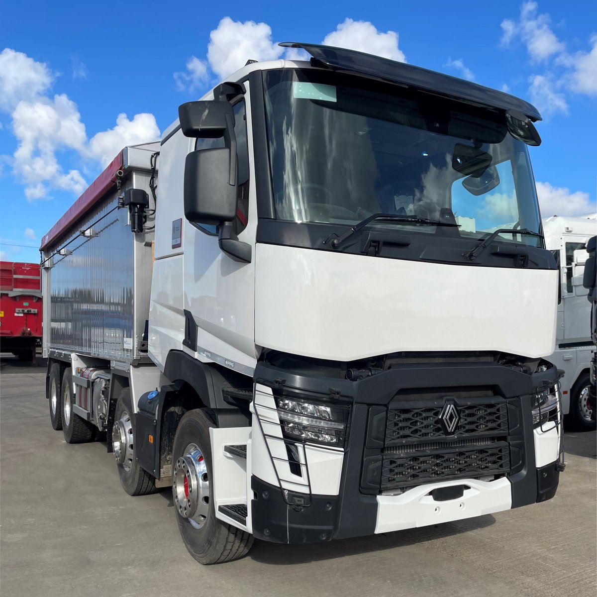 Thompson Refinishers tweet media