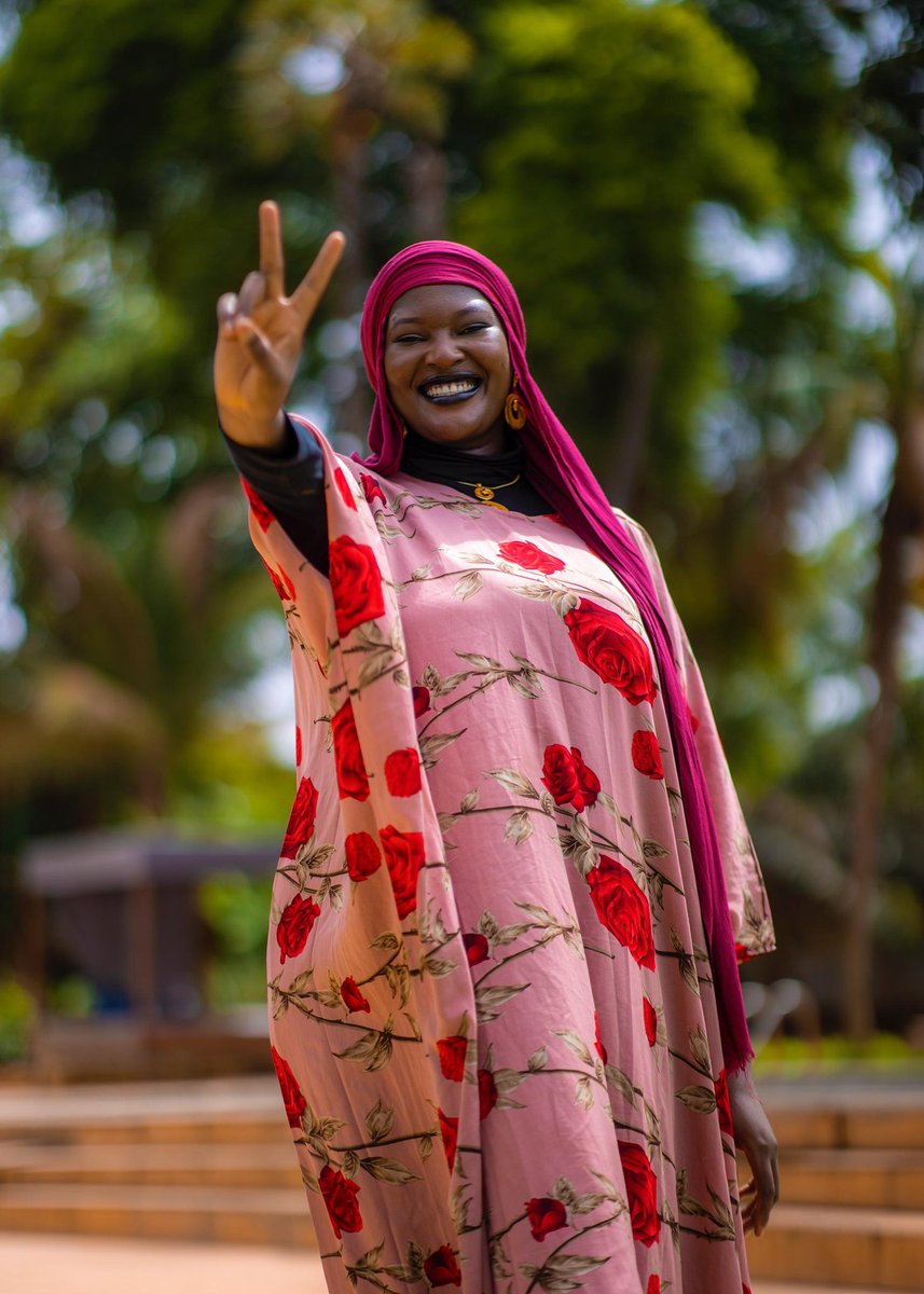 Nous vous envoyons une dose d'énergie positive en ce début de semaine. 🚀👩💪🏽

Vous êtes fortes et déterminées, n'oubliez jamais à quel point vous êtes précieuses. 🌷❤️

Mata podcast, la voix des femmes !!!