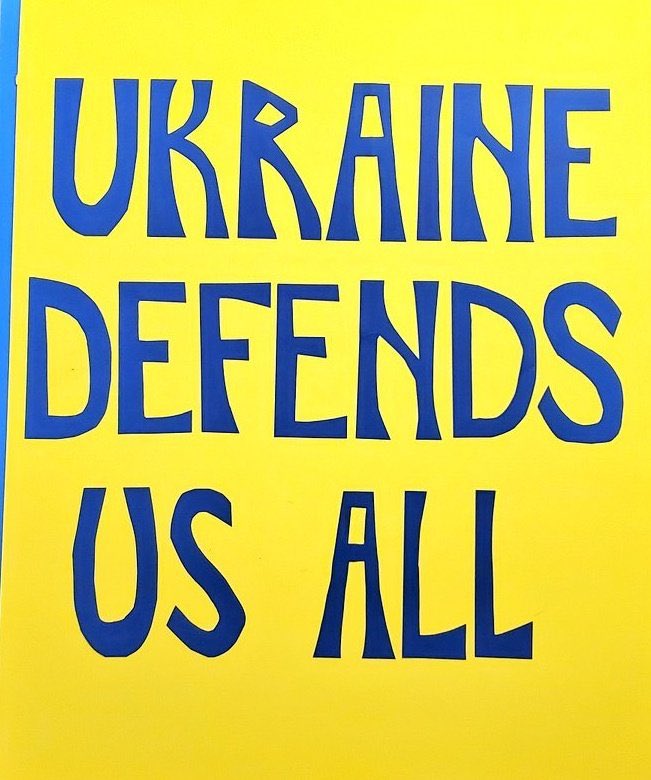 JBubanko's tweet photo. @SolidarityRnwd @nilesnelis @POTUS @Bundeskanzler @vonderleyen  

#RussiaIsATerroristState 

#LetUkraineStrikeBack #UncuffUkraine https://t.co/yUdBFt5RsY