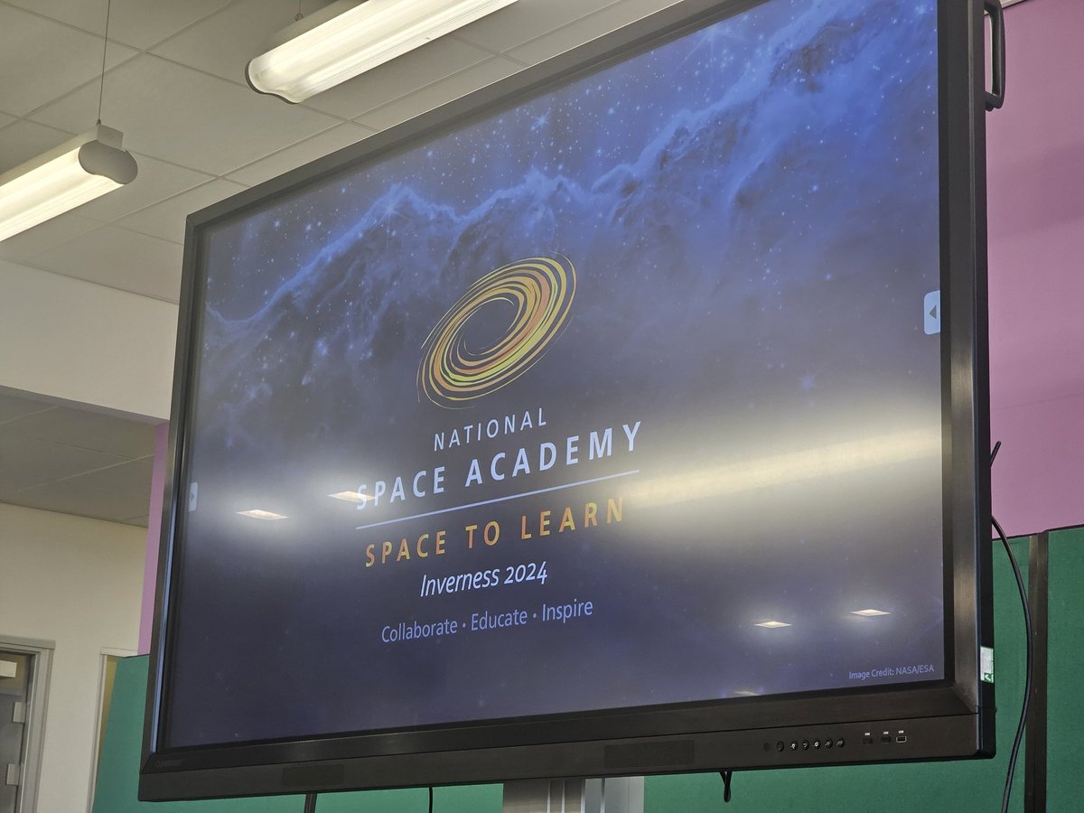 forresphysics's tweet image. First morning of Space Camp.  Looking at orbits and satellites.  So far, we have researched earth  monitoring satellites and the different orbits used. @ForresAcademyHT @UKSpaceAcademy