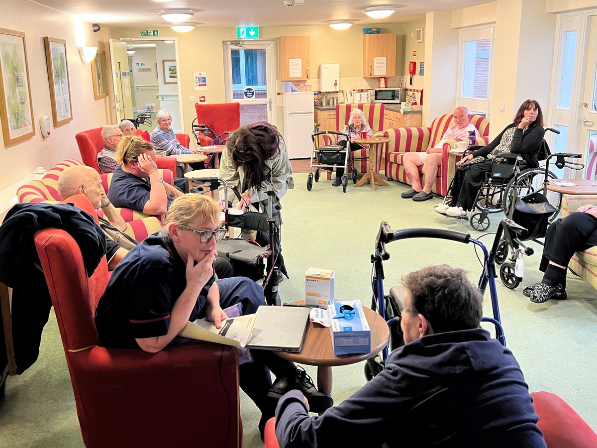 We've been working in partnership with Ruth from <a href="/OldhamCO_NHS/">Oldham Care Organisation</a>, who recently visited both Hopwood Court and Tandle View Court #ExtraCare schemes in Oldham to deliver Diabetes Awareness Training.

It was so popular with our Extra Care Teams, that residents wanted to join in, too!