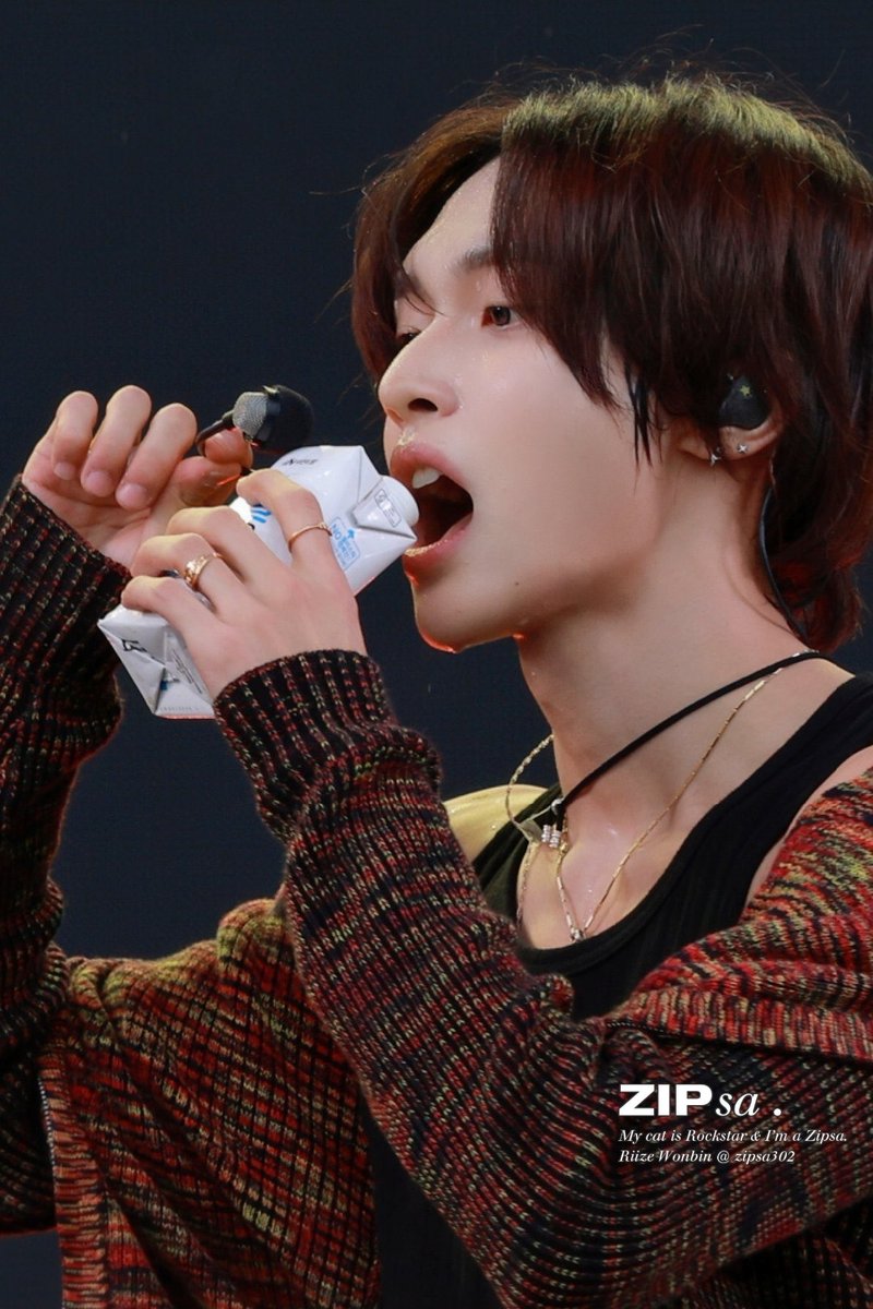 ___cone's tweet image. 앞니