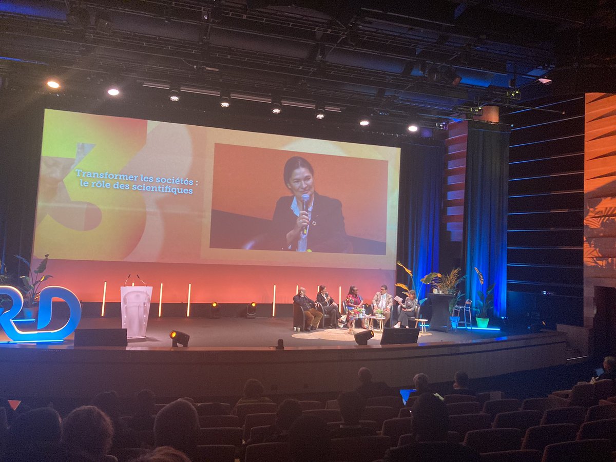 IRD.fr (@ird_fr) on Twitter photo #SCIENCE4ACTION "Le scientifique est formidable lorsqu’il parle aux autres ! D'où le besoin de partenariats "carré magique" avec 4 piliers : la connaissance, l'économie, la société civile, et l'institution dans le territoire", <a href="/Patricard1/">Patricia Ricard</a> de l'Institut océanographique Paul Ricard #SCIENCE4ACTION "Le scientifique est formidable lorsqu’il parle aux autres ! D'où le besoin de partenariats "carré magique" avec 4 piliers : la connaissance, l'économie, la société civile, et l'institution dans le territoire", <a href="/Patricard1/">Patricia Ricard</a> de l'Institut océanographique Paul Ricard