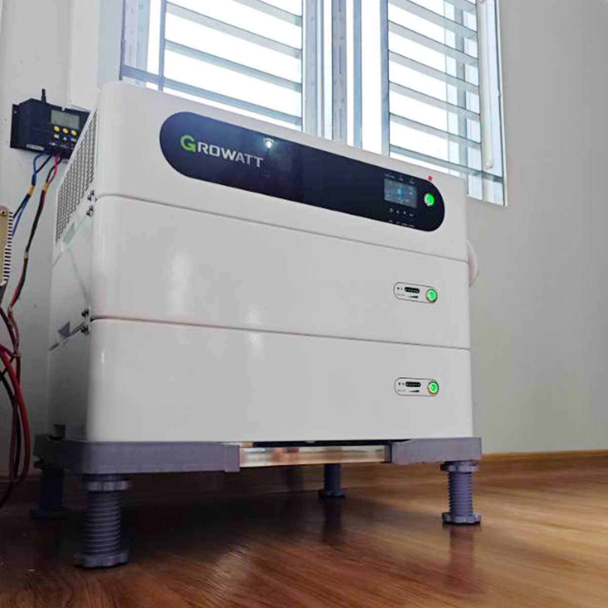 GrowattInverter's tweet image. Check out the latest 6kW off-grid PV installation featuring Growatt&apos;s Future H Series including the SIM 6000 ES Plus-H inverter and ABM5.5L A1 H Battery. Find out more: en.growatt.com/products/futur… #OffGridSolar #RenewableEnergy #BatteryStorage #EnergySolutions #FutureHSeries