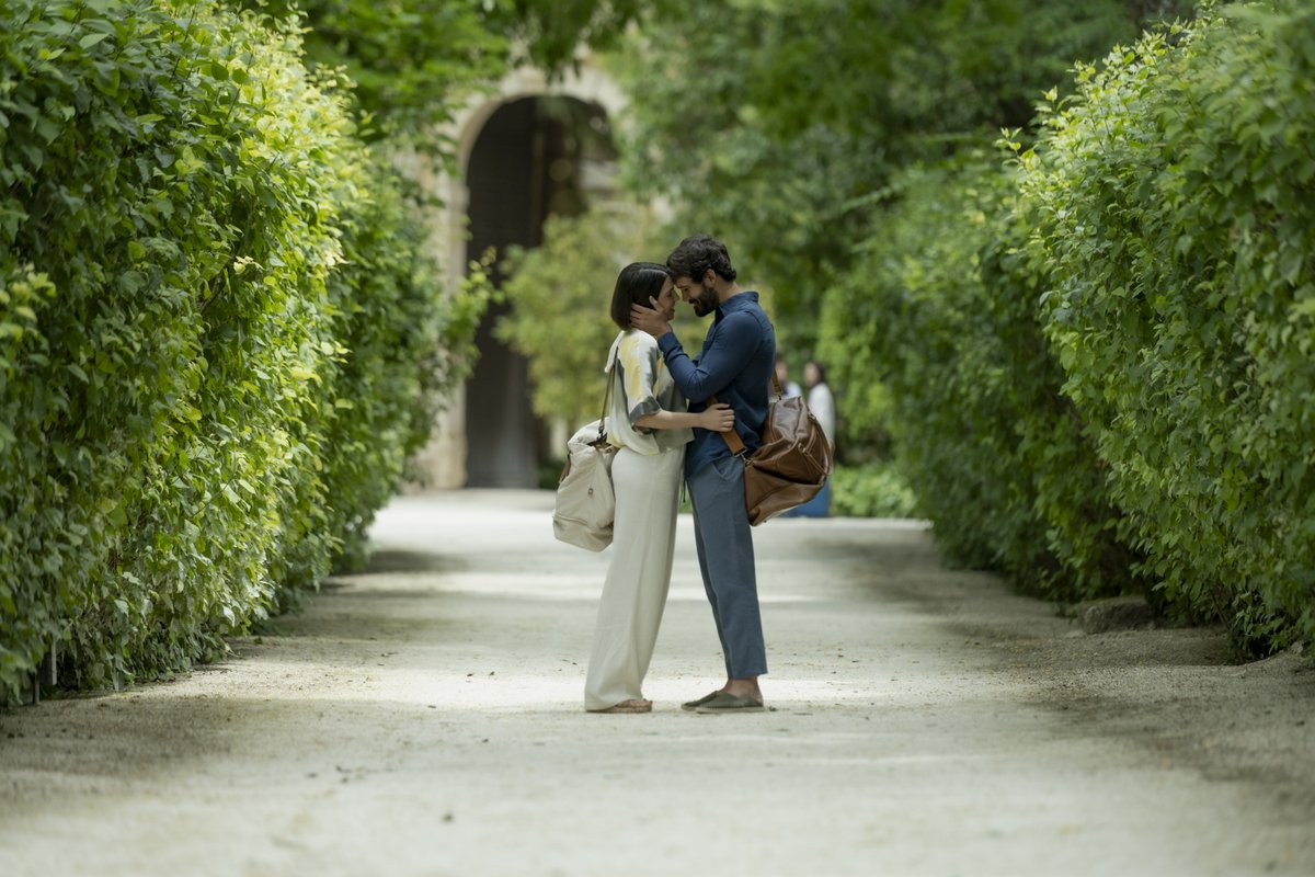 ⭐️⭐️⭐️⭐️ La libertad de Blanca está en manos de Gonzalo, que dice tener amnesia. Su familia tendrá que hacerle confesar para poder acabar con esta pesadilla. 

#4estrellas, nuevo episodio disponible desde las 20h en EXCLUSIVA en #RTVEPlay rtve.es/play/videos/4-…