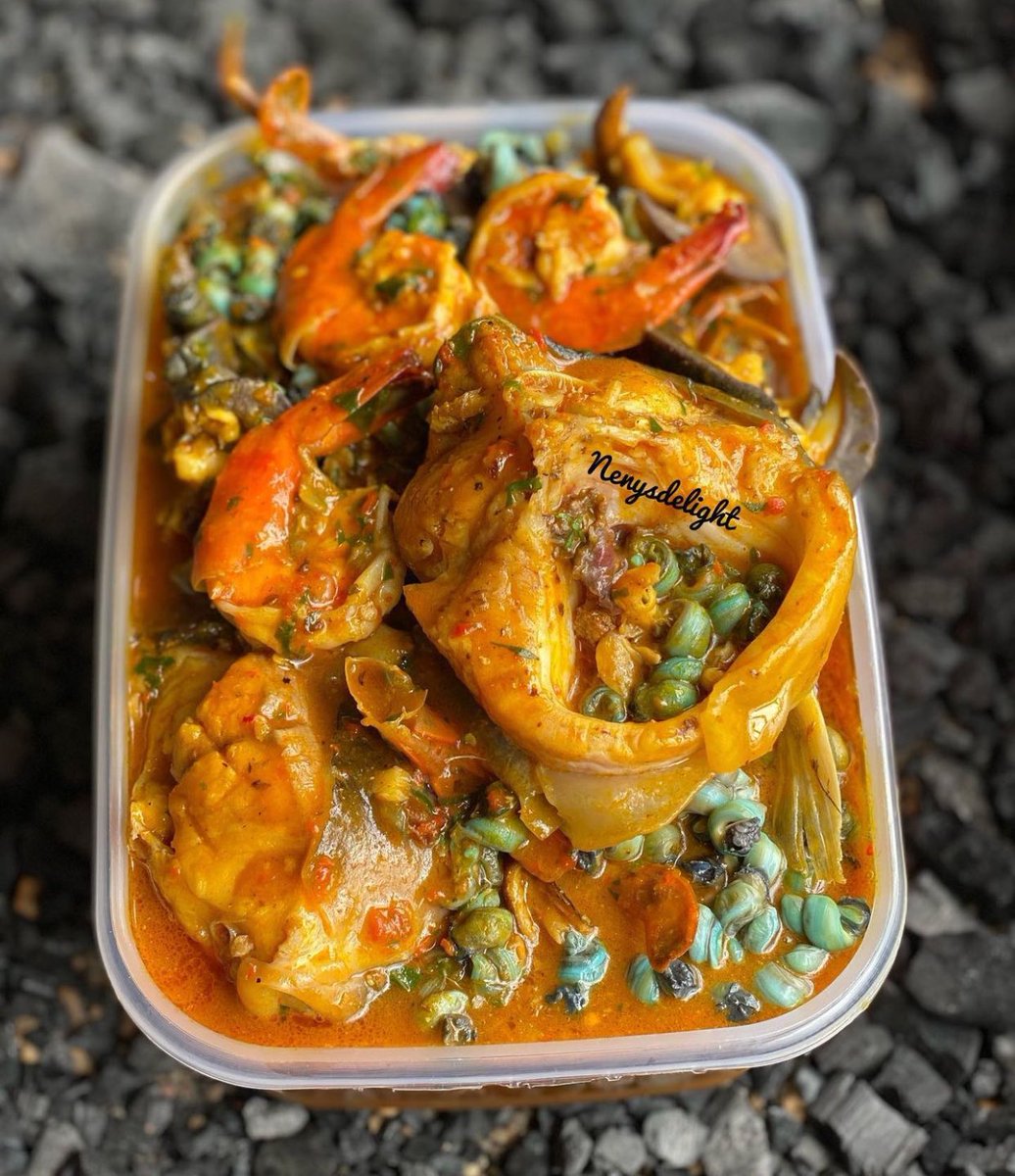 Doc_steena's tweet image. I don’t even know why there will be bigotry over soups. I just realized that bigotry is indeed fueled by lack of traveling and inter tribal engagements.
Despite being Igbo, my favorite soups in the right order are;
- Fisherman
- Ewedu
- Groundnut soup
- Oha/bitterleaf
I…