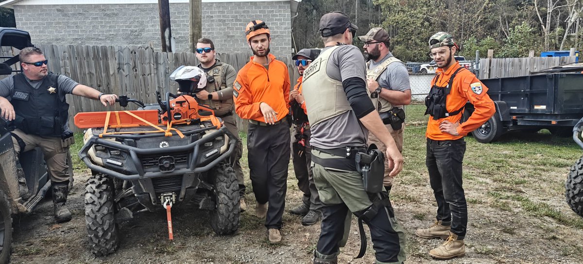 CommSAR's tweet photo. Yesterday our teams continued assisting Law Enforcement in North Carolina with resupply missions to families out of food and water in cut-off areas. Every mission requires a safety evaluation to decide what tools are needed to complete it safely. https://t.co/UpWaza0EBu
