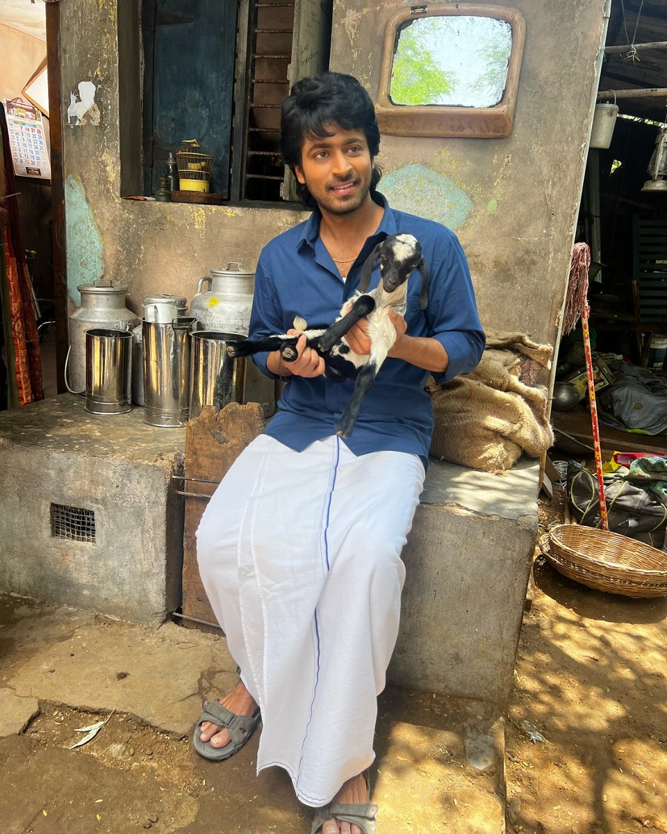RednoolOfficial's tweet photo. Harish Kalyan Shares BTS Pics for Lubber Pandhu Movie 🔥❤️ | Attakathi Dinesh
#LubberPandhu #harishkalyan #attakathidinesh #tamilcinema #newclicks https://t.co/4LyExTHz0L