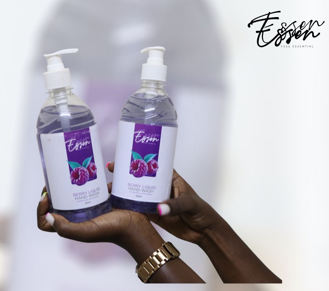 EssenProductsug's tweet image. Start off the week refreshed and make sure to keep your hands clean and moisturized with the Essential berry liquid anti- bacterial hand wash💧
#cleanhands,#stayrefreshed,#essenproducts