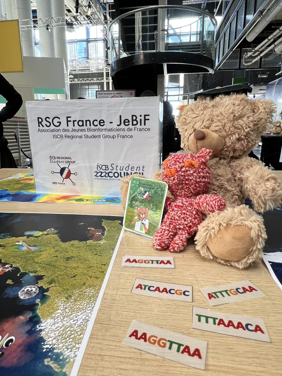 Elisabeth Hellec (@elisabethhellec) on Twitter photo <a href="/JeBiF/">RSG France - JeBiF</a> était présent à la <a href="/FeteScience/">Fête de la science</a> pour chercher avec les enfants quelle est la #microalgue toxique qui a envahit les plages en Bretagne !🧪🔎
Des ateliers #bioinfos autour de #BasesDeDonnées, d’images #satellites et de séquences d’#ADN pour mener notre enquête 🕵️🧸🔬 <a href="/JeBiF/">RSG France - JeBiF</a> était présent à la <a href="/FeteScience/">Fête de la science</a> pour chercher avec les enfants quelle est la #microalgue toxique qui a envahit les plages en Bretagne !🧪🔎
Des ateliers #bioinfos autour de #BasesDeDonnées, d’images #satellites et de séquences d’#ADN pour mener notre enquête 🕵️🧸🔬