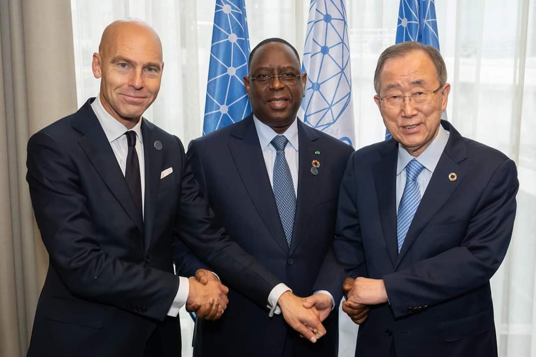 DiandyLansana's tweet photo. Contrairement, @Macky_Sall ne quitte pas son poste d'envoyé spécial du 4P pour revenir  au Sénégal. Il va prendre  fonction de  président du Centre mondial sur l’adaptation ou il a été nommé  en marge de l'#UNGA79. Il va succéder à l'ancien SG de l'ONU Ban Ki-moon. https://t.co/C9oInRK02y