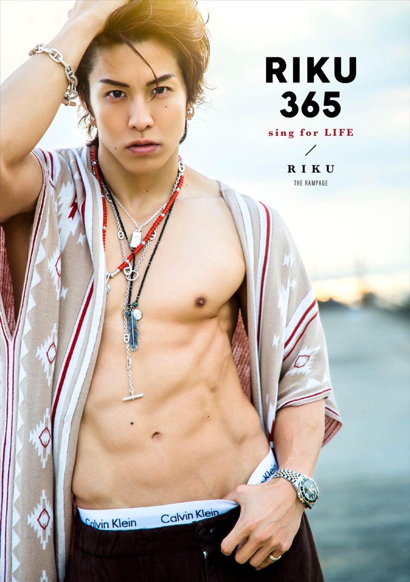 Rikuページ RIKU🐶】 12月7日発売 フォト&ワード集 『RIKU365』 お待たせしました