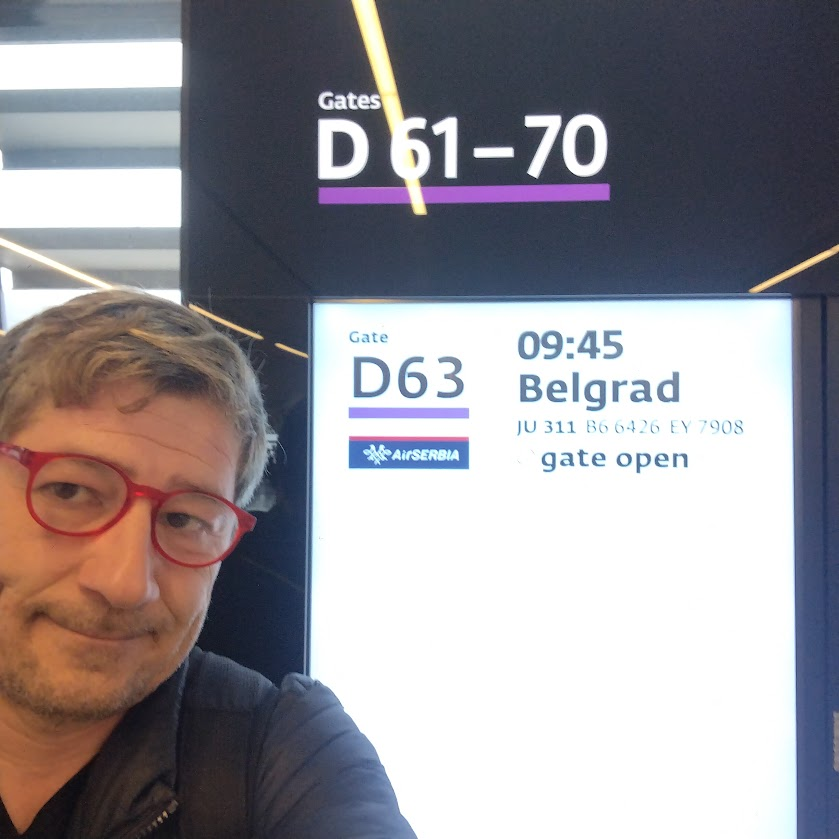 on the way to the #2ndMOVEsymposium in Belgrade, looking forward to get connected with European #EV researchers 😊😎
