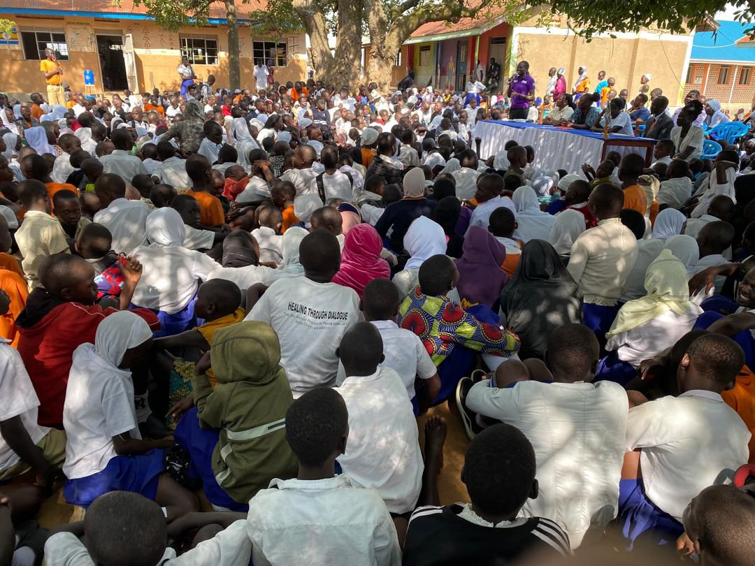🌟Child Rights Awareness 👧🏾👦🏾📚

Awareness sessions are vital for children as they equip them with knowledge about their rights, responsibilities, and the laws that protect them. These foster a safe environment and help children make informed decisions while understanding the