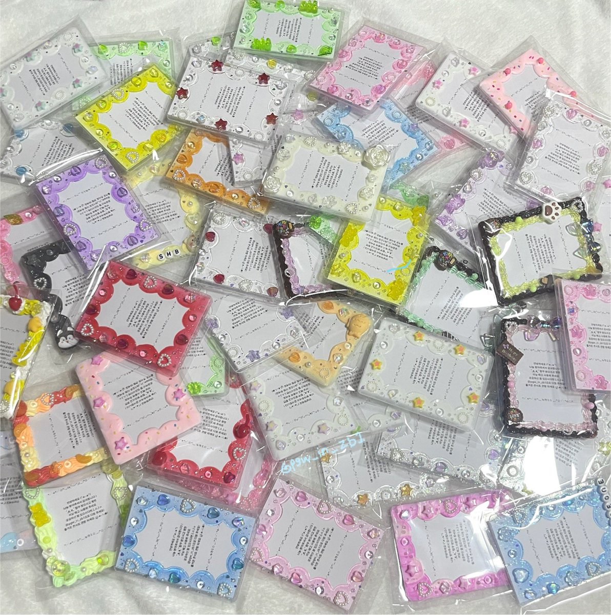 🎀탑꾸 판매 전 트친 한정 이벤트🎀

🎐 반택비 부담 가능한 사람만 
🎐 #RT + 댓글로 원하는 색깔 (디자인 랜덤)
🎐 맞팔이면 참여 가능🙆🏻‍♀️
🎐 당발 10/15
🎐 2명 추첨

#제로즈_트친소 #제로즈트친소 #제로베이스원 #FOLLOW #제베원