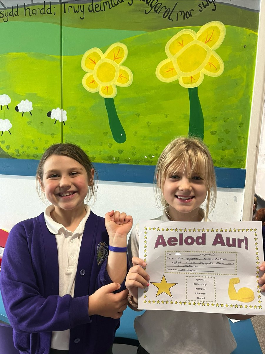 Aelod Aur a Chapten Cymreictod wythnos diwethaf ⭐️🏴󠁧󠁢󠁷󠁬󠁳󠁿

<a href="/ygsantcurig1/">YGSantCurig</a> <a href="/YGSC_Pennaeth/">YGSantCurigPennaeth</a>