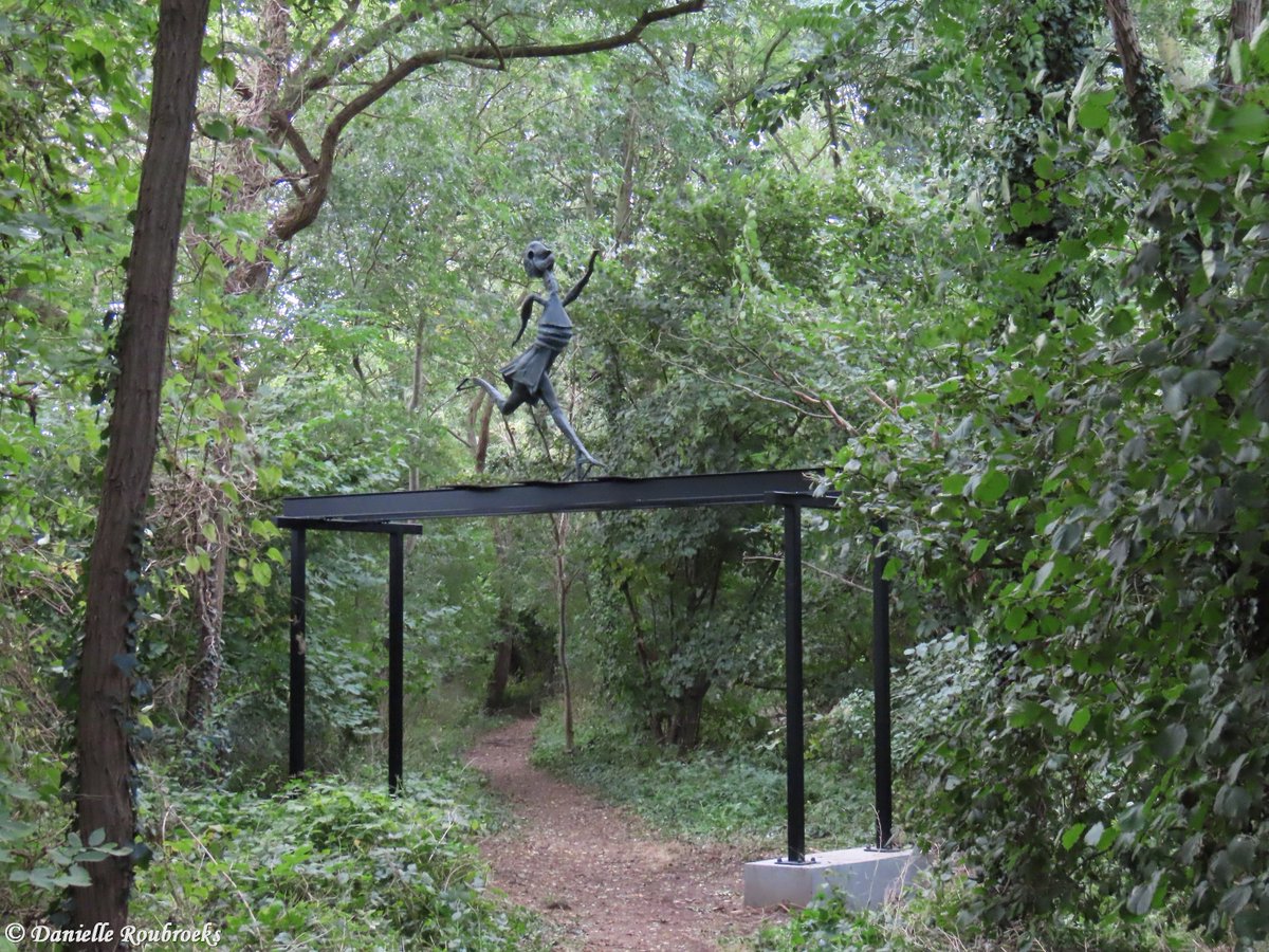 Danelleke13's tweet photo. Visual artist 'Koenraad Tinel' created a work of art as a memorial, a tribute to his friend #SimonGronowski. The work is entitled 'Simon' and placed on the railway line in Kuttekoven, Belgium, the spot where Simon in 1943 jumped out of the train to #Auschwitz and into the freedom https://t.co/qwZJOg9ORm